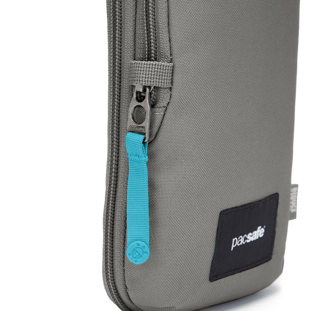 Сумка через плече антизлодій Pacsafe GO Tech Crossbody, 4 ступені захисту