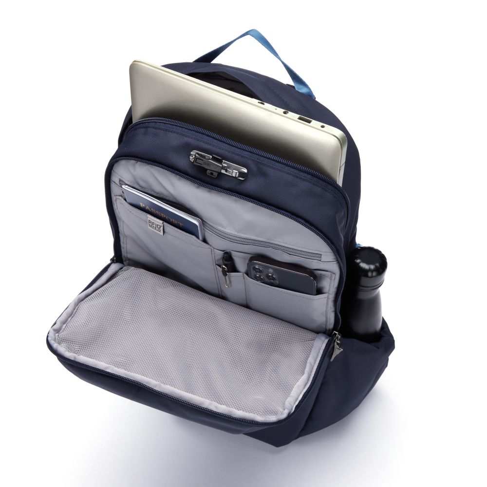 Рюкзак для подорожей антизлодій Pacsafe V 24L Active